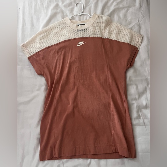 XS Nike T-shirt Dress Pink - Picture 1 of 7